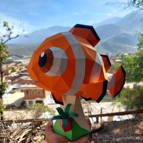 Papercraft of baby Nemo in origami