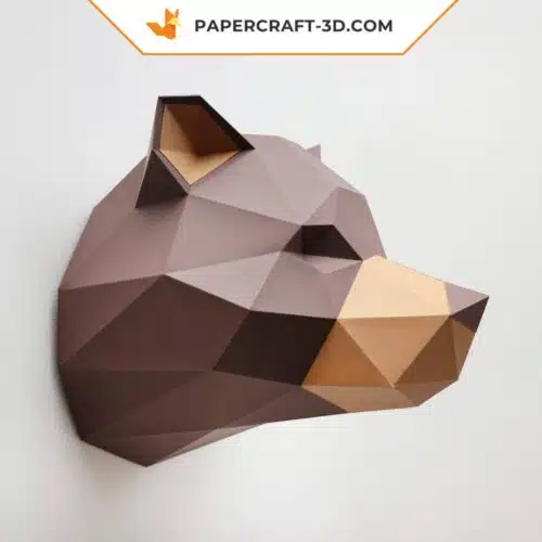 Papercraft of grizzly bear in 3D origami