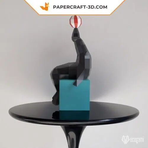 Papercraft of sea lion in 3D origami