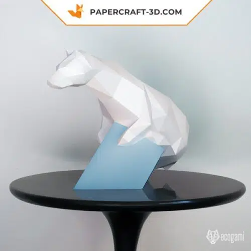 Papercraft polar bear in 3D origami