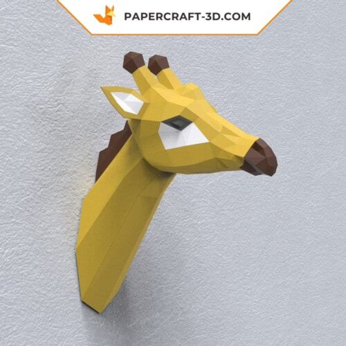 Papercraft giraffe head in 3D origami